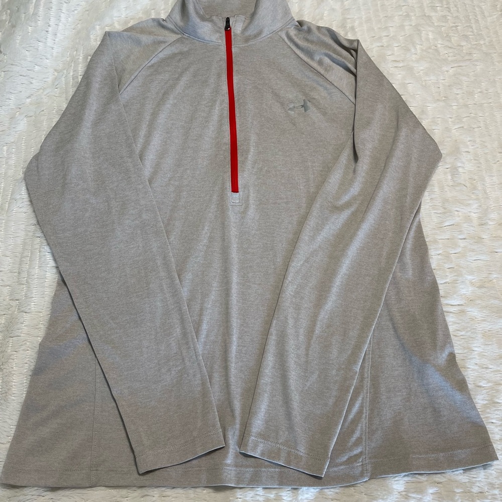 Under armor size XL quarter zip athletic pullover